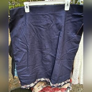 Elegant Navy Blue Pencil Skirt with Floral Trim